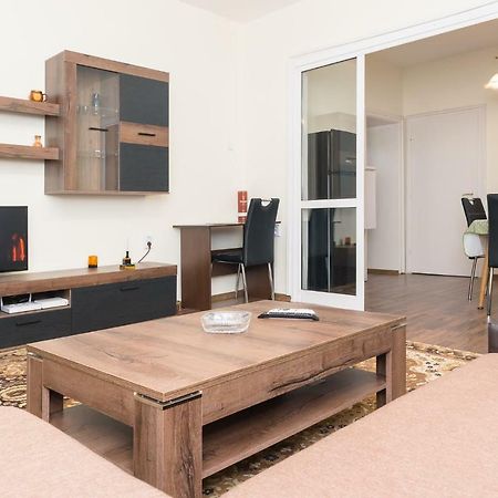 Central Academic Apartment Софія Екстер'єр фото